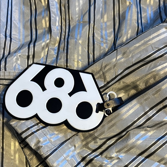 686 Snowboard Ski Jacket Women's Size M Mulitpocket Striped - Picture 15 of 16